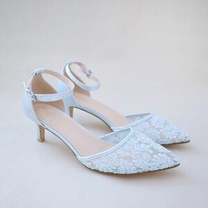 NWT Kailee P Crochet Lace Pointy Toe Wedding Low Heels